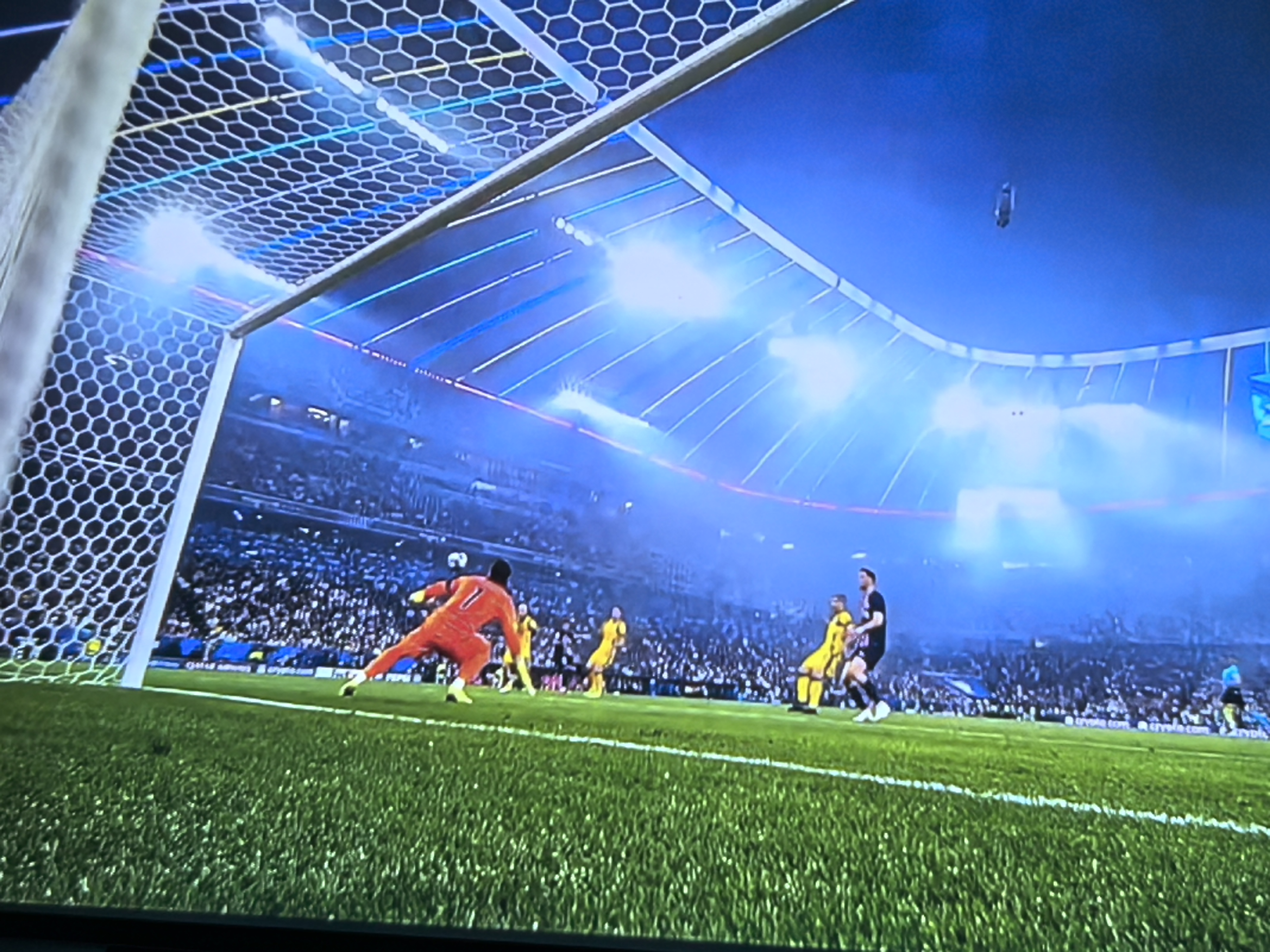 关于冲刺阶段德甲传出新动向；巴黎圣日耳曼手感冰凉；管理层表态——引发热议；高层口径保持一致的信息-开云平台